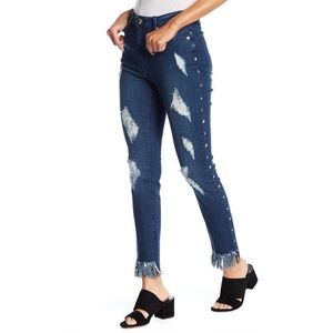 Romeo & Juliet Couture Fray Hem Star Studded Jeans